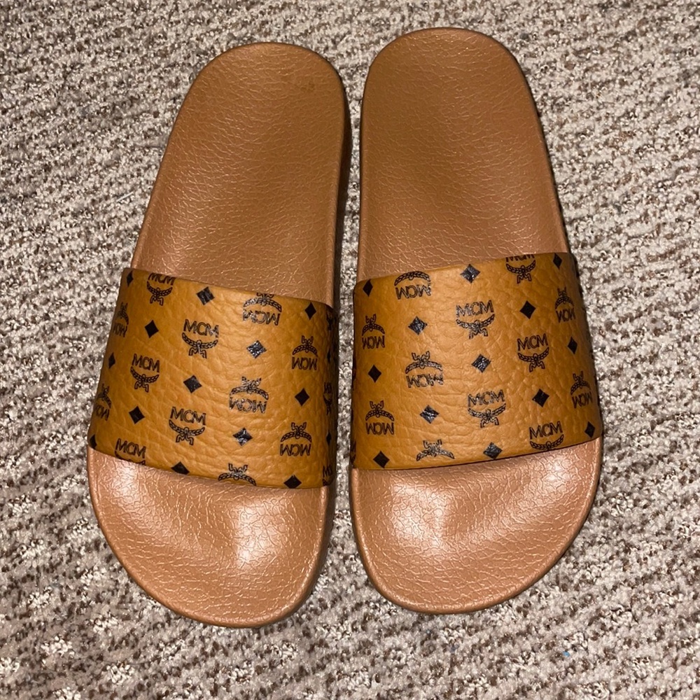 MCM Monogram Slides